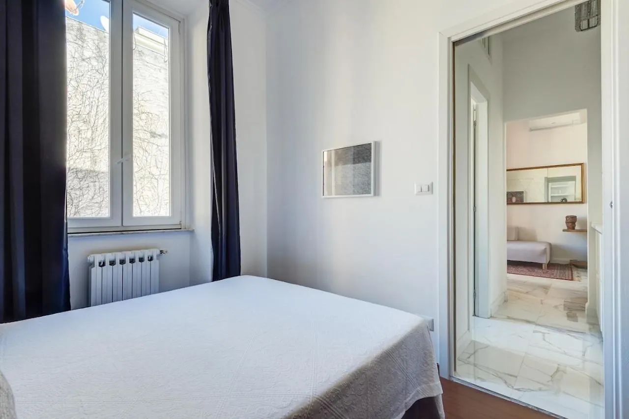 Trastevere Glorioso Marble 1 Bedroom Studio Apartment Rome Italy