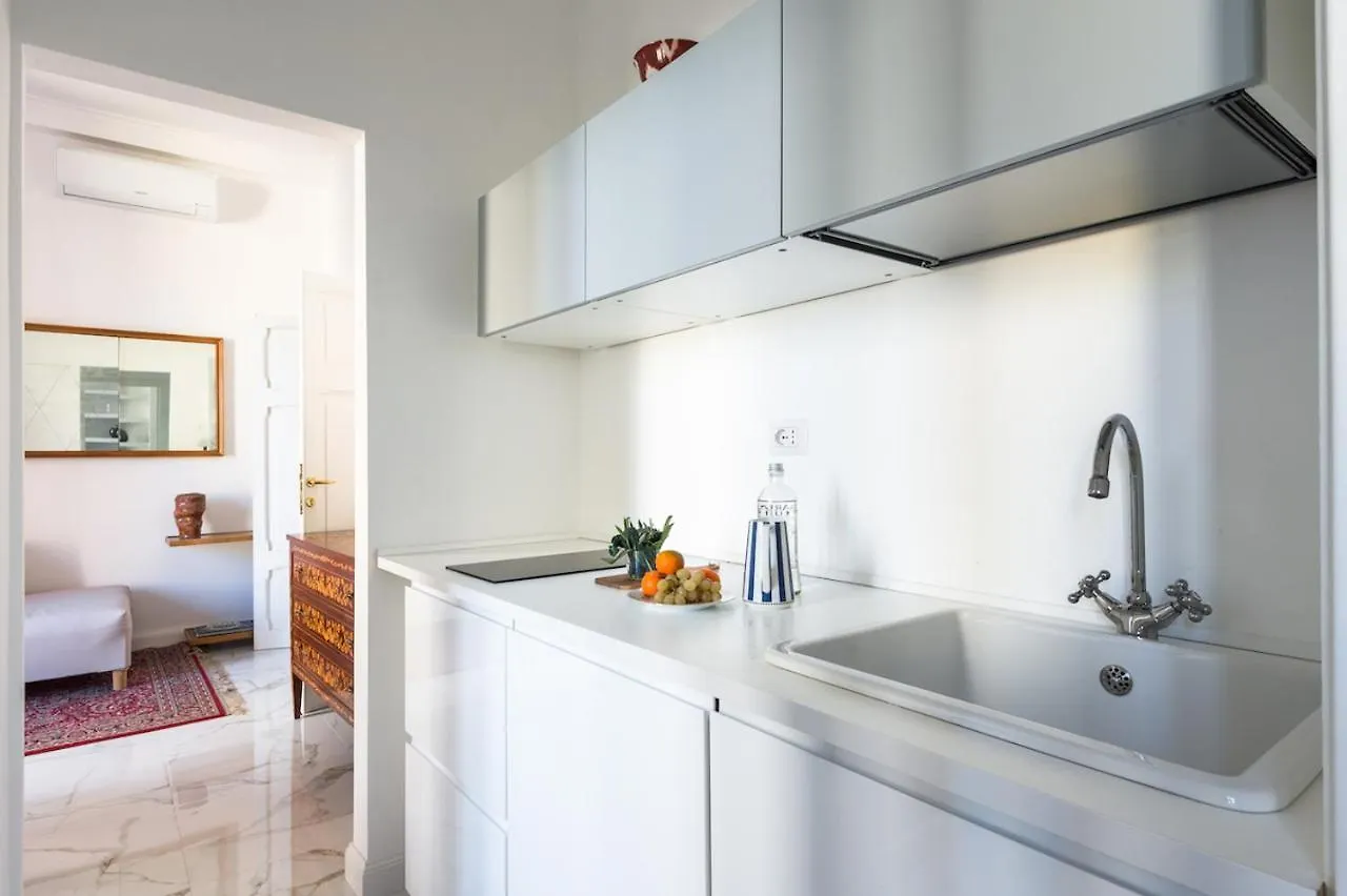 Trastevere Glorioso Marble 1 Bedroom Studio Apartment Rome